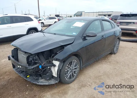 2024 Kia Forte Gt-Line z USA, uszkodzony, nr VIN 3KPF54AD6RE794284